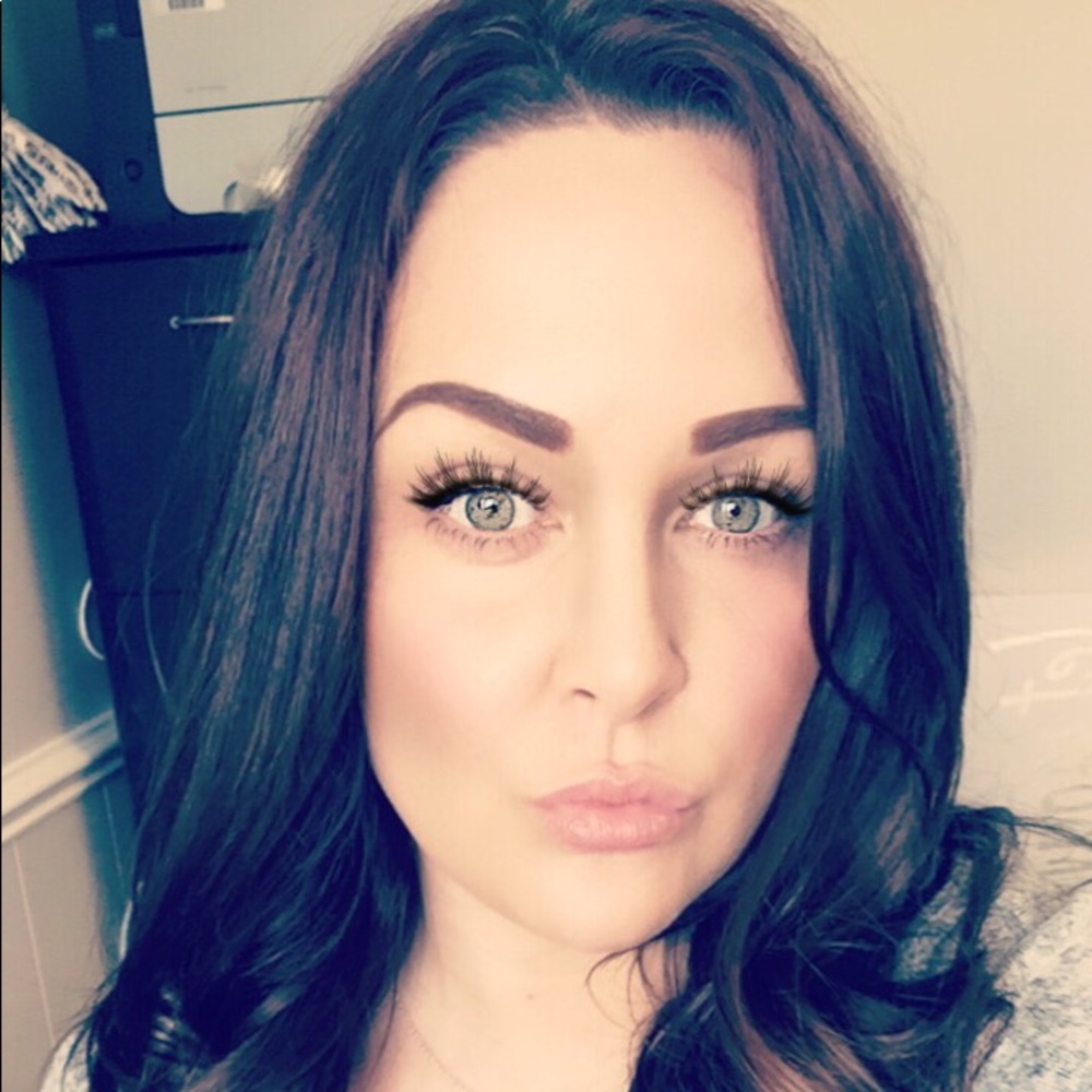 Meet your Posher, April-spring